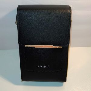 Gearonic Phone Crossbody Bag - NWOT